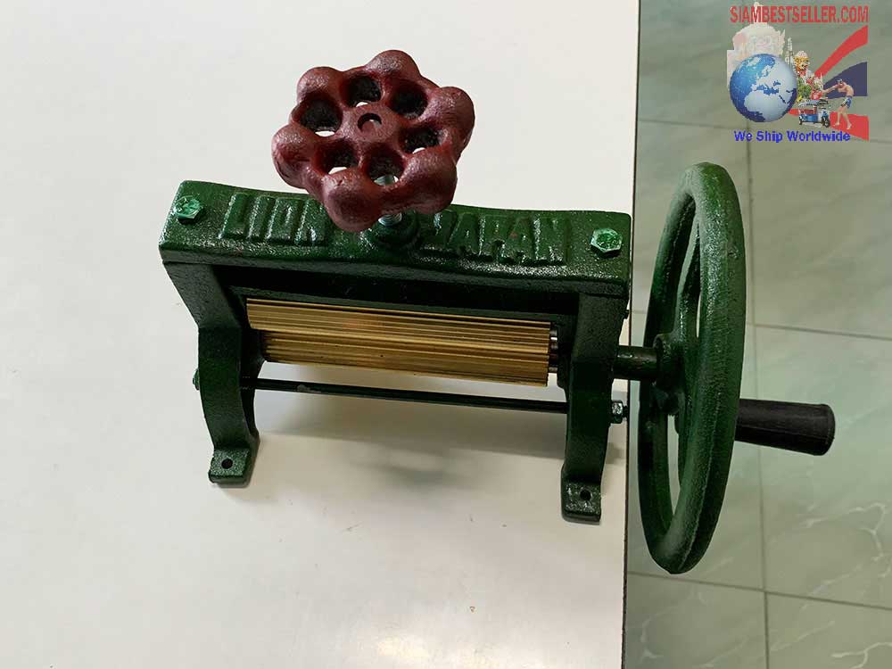 Shipped Package:  Vintage Cast Iron Manual Dry Squid Hand Grinder to Thin Strips grind or crush Mill Sugarcane Juice Making Homemade Adjustable Brass Roller Plastic Handle www.siambestseller.com Image 7