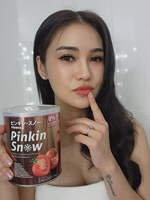 Pinkin Snow By Chompoo GonBai Radiant Glow Juicy Look Younger Skin Anti Aging Formula 240000mg